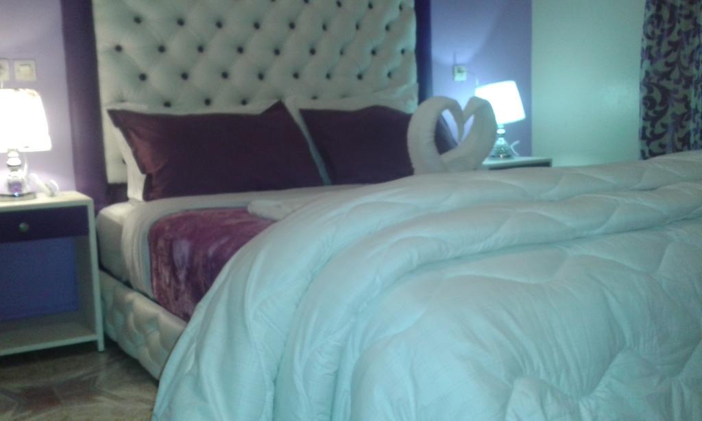Hotel School Ersat Azru Kültér fotó