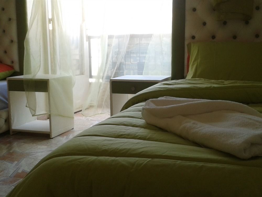 Hotel School Ersat Azru Kültér fotó