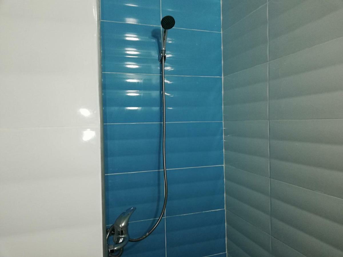Hotel School Ersat Azru Kültér fotó